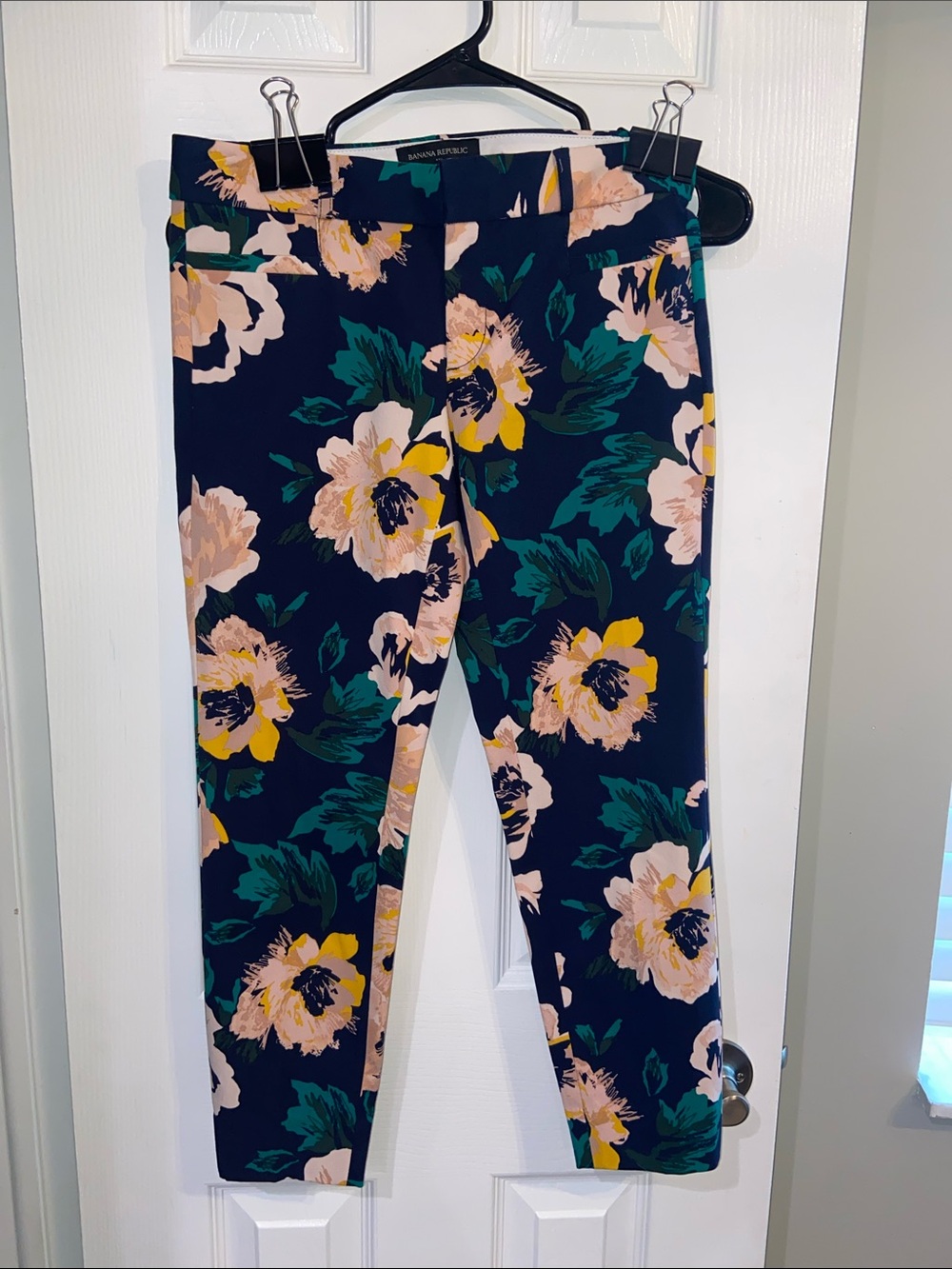 Banana Republic Petite Floral Print Pants Size 0P Navy Blue Straight Leg